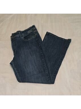 Lee Riders Women's 18 Bootcut Jeans Blue Medium Wash Stretch Denim Button Zip